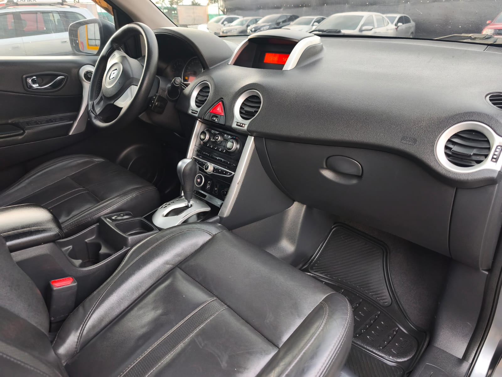 RENAULT KOLEOS PRIVILEGE