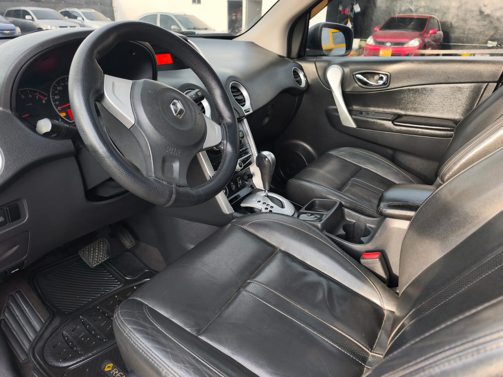 RENAULT KOLEOS PRIVILEGE