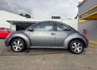 VOLKSWAGEN NEW BEETLE