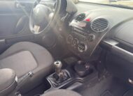 VOLKSWAGEN NEW BEETLE