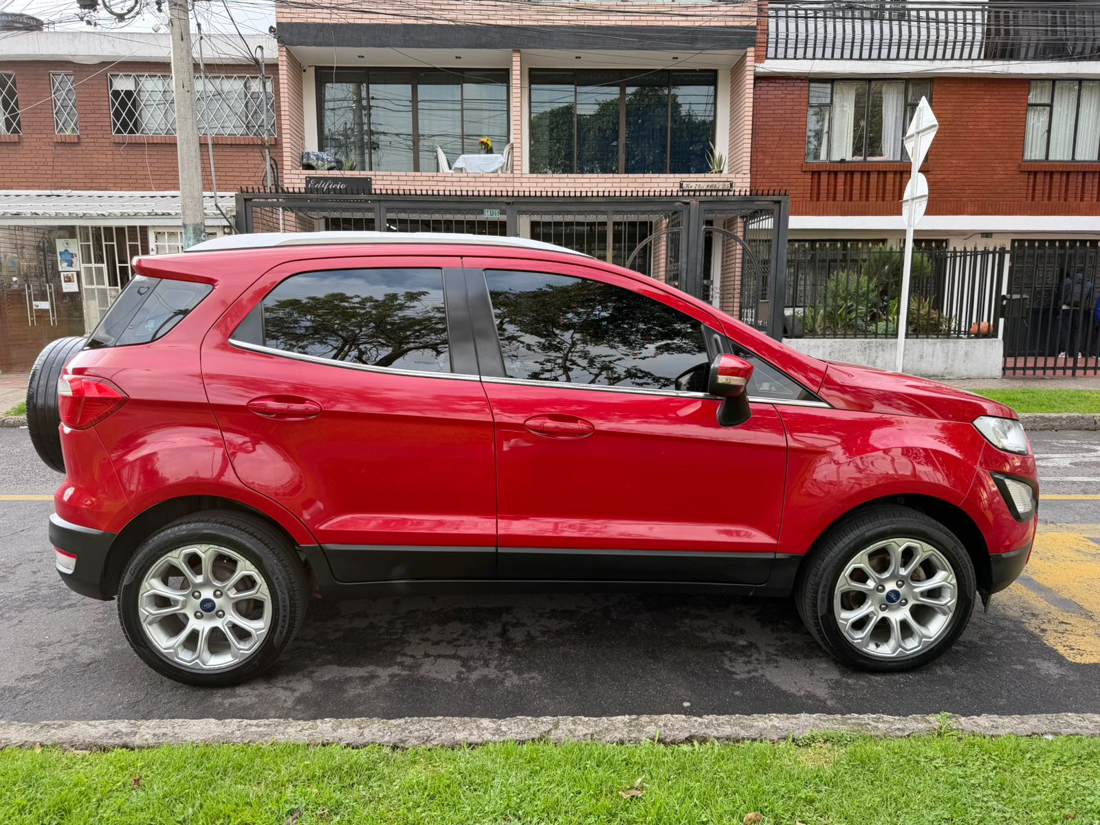 FORD ECOSPORT