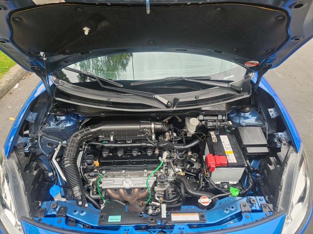 SUZUKI SWIFT HYBRID