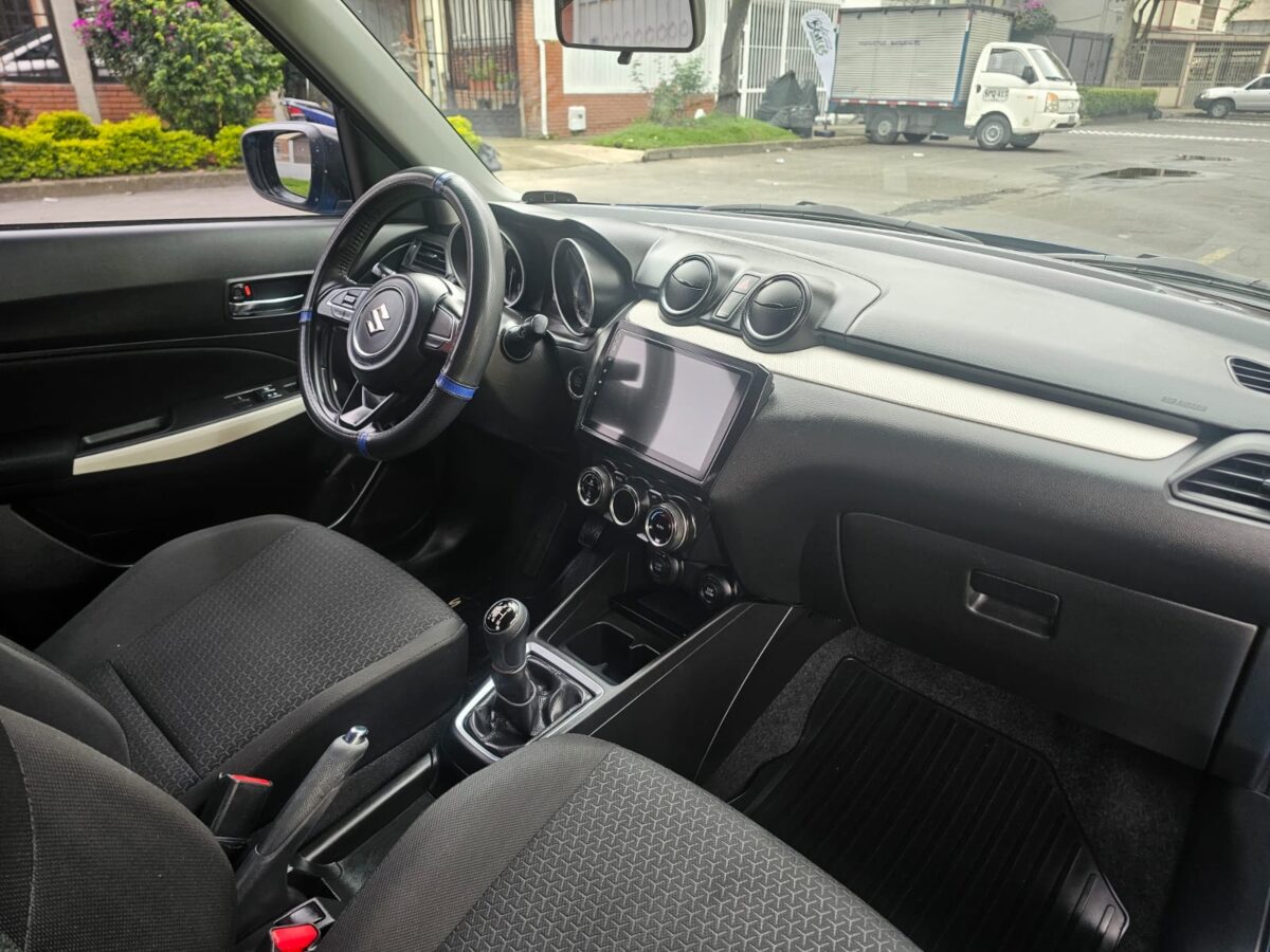 SUZUKI SWIFT HYBRID