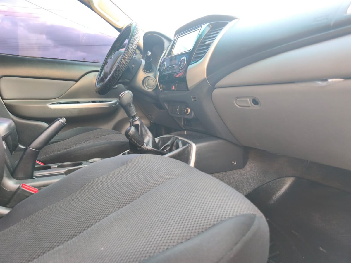 MITSUBISHI SPORTERO HIGH