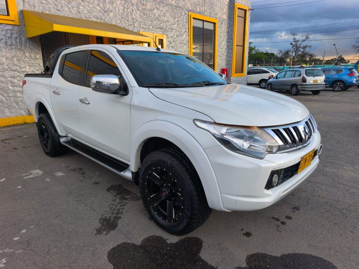 MITSUBISHI SPORTERO HIGH
