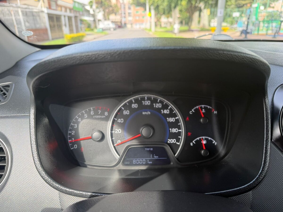 HYUNDAI GRAND i10