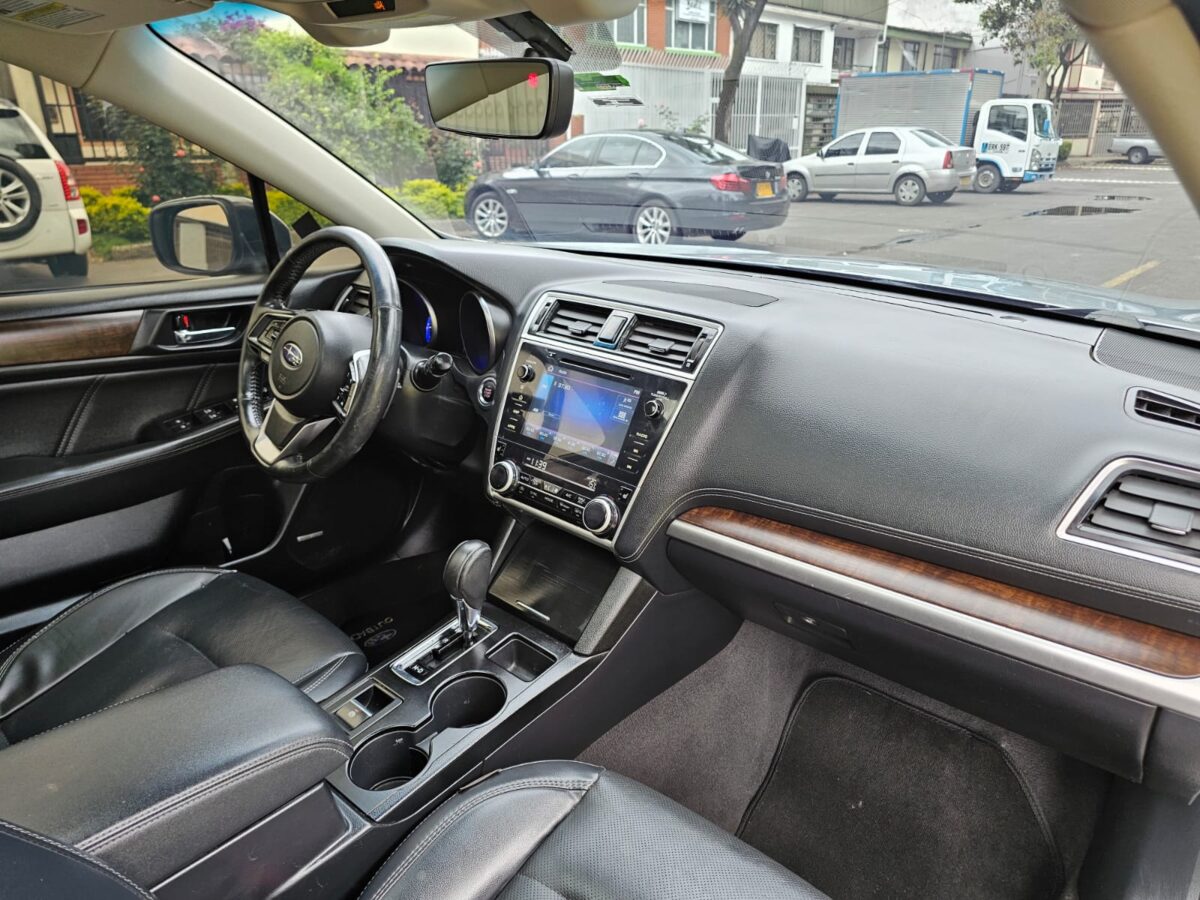 SUBARU OUTBACK