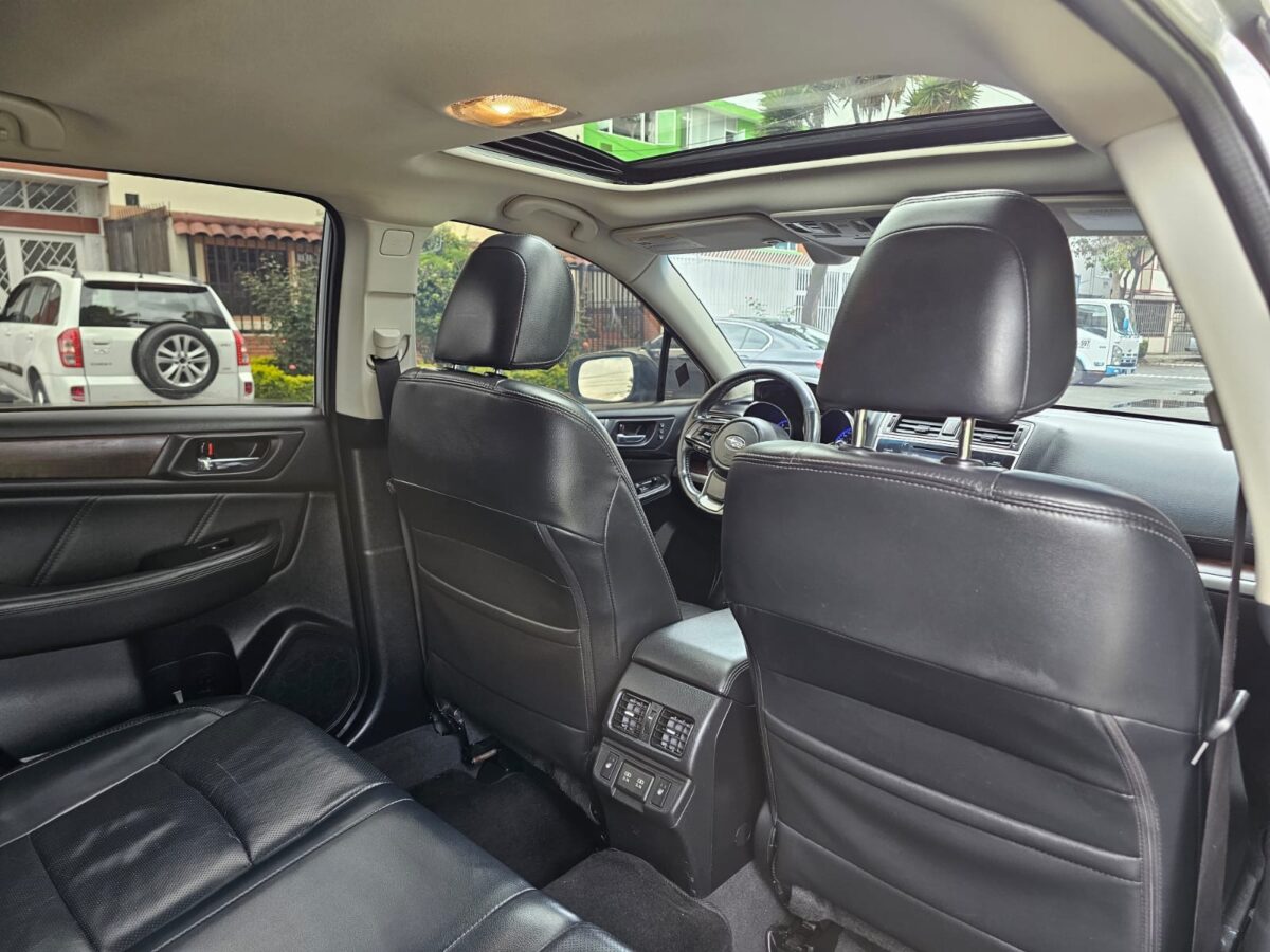 SUBARU OUTBACK