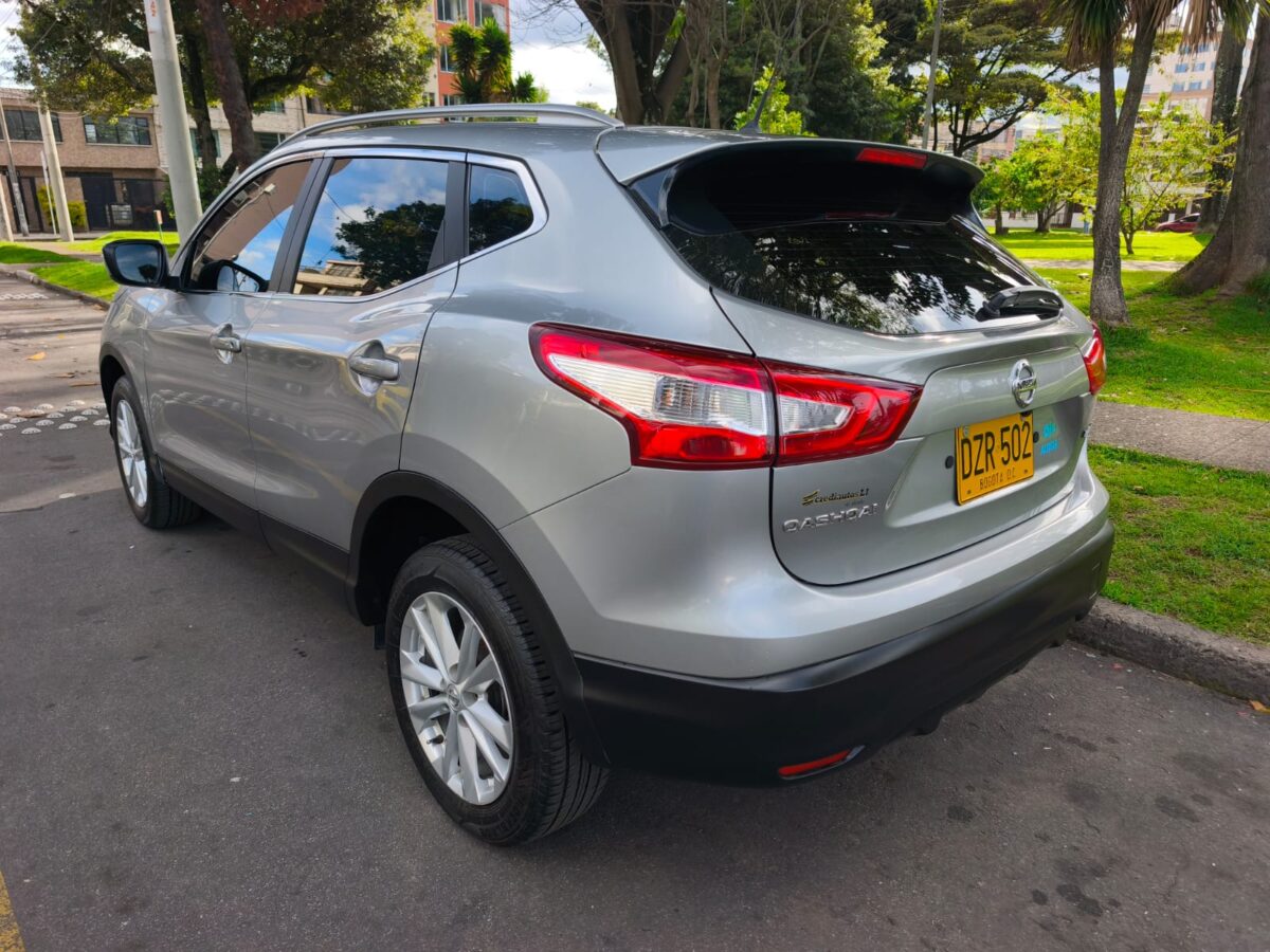 NISSAN QASHQAI