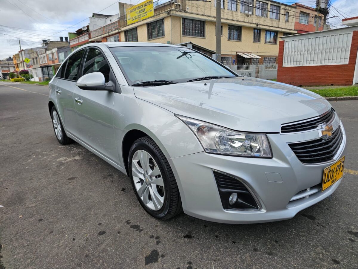 CHEVROLET CRUZE
