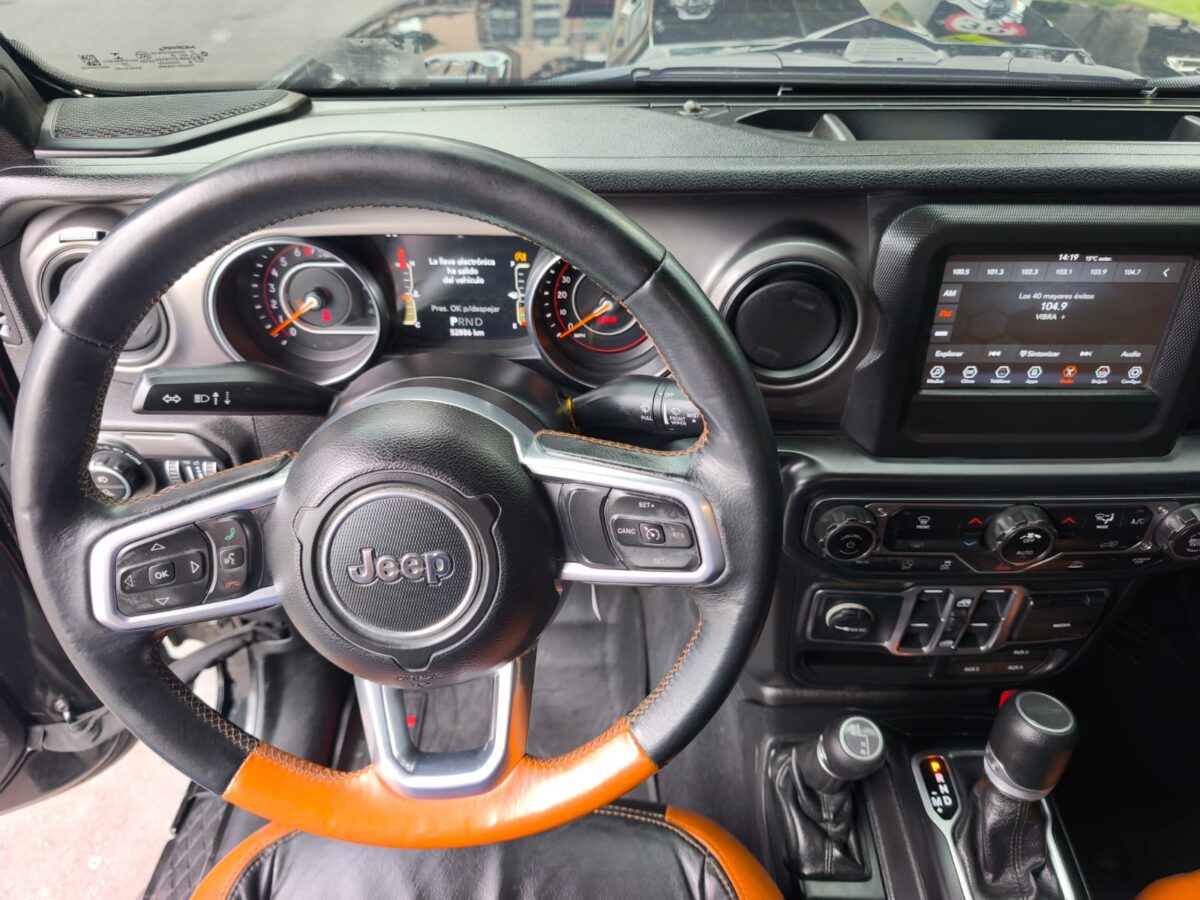 JEEP GLADIATOR