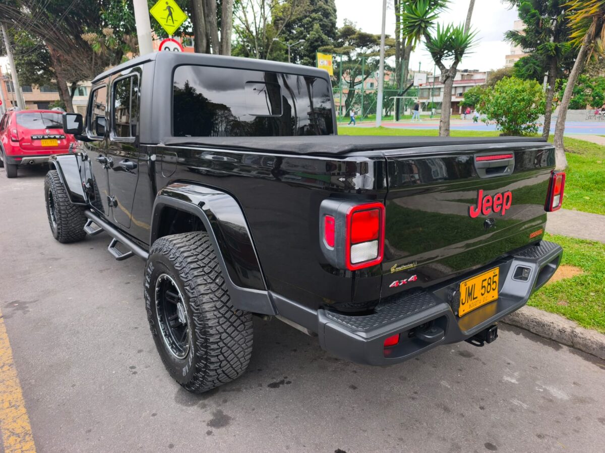 JEEP GLADIATOR