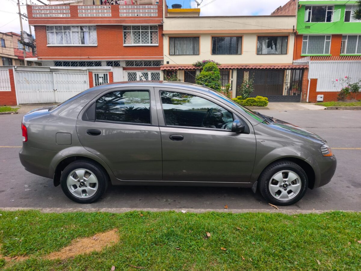 CHEVROLET AVEO