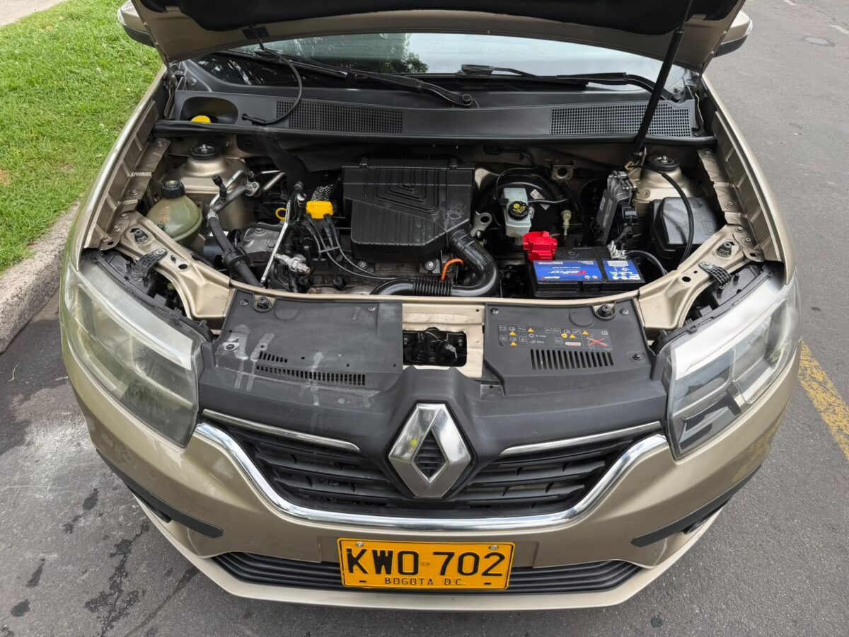 RENAULT LOGAN