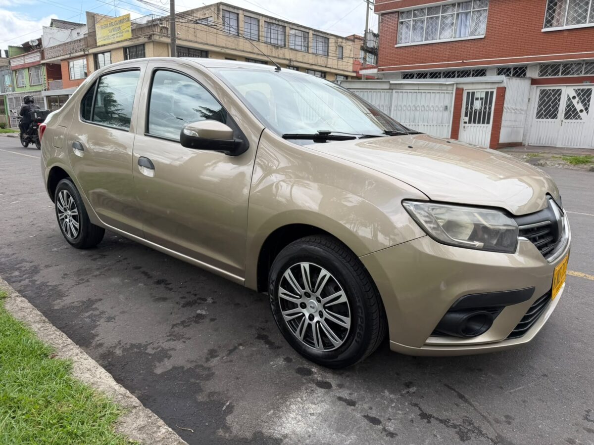 RENAULT LOGAN