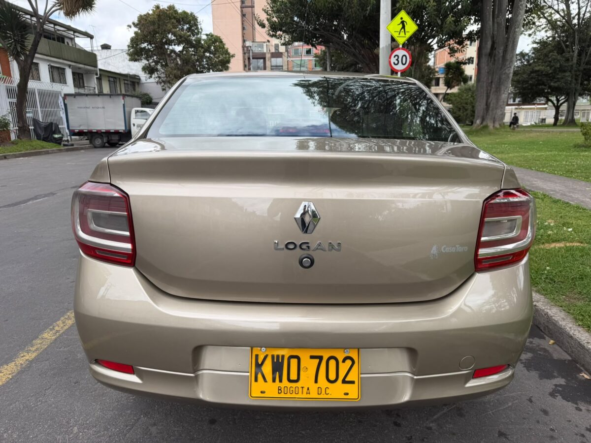 RENAULT LOGAN