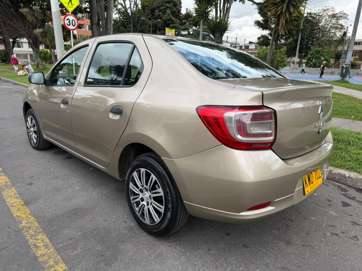 RENAULT LOGAN