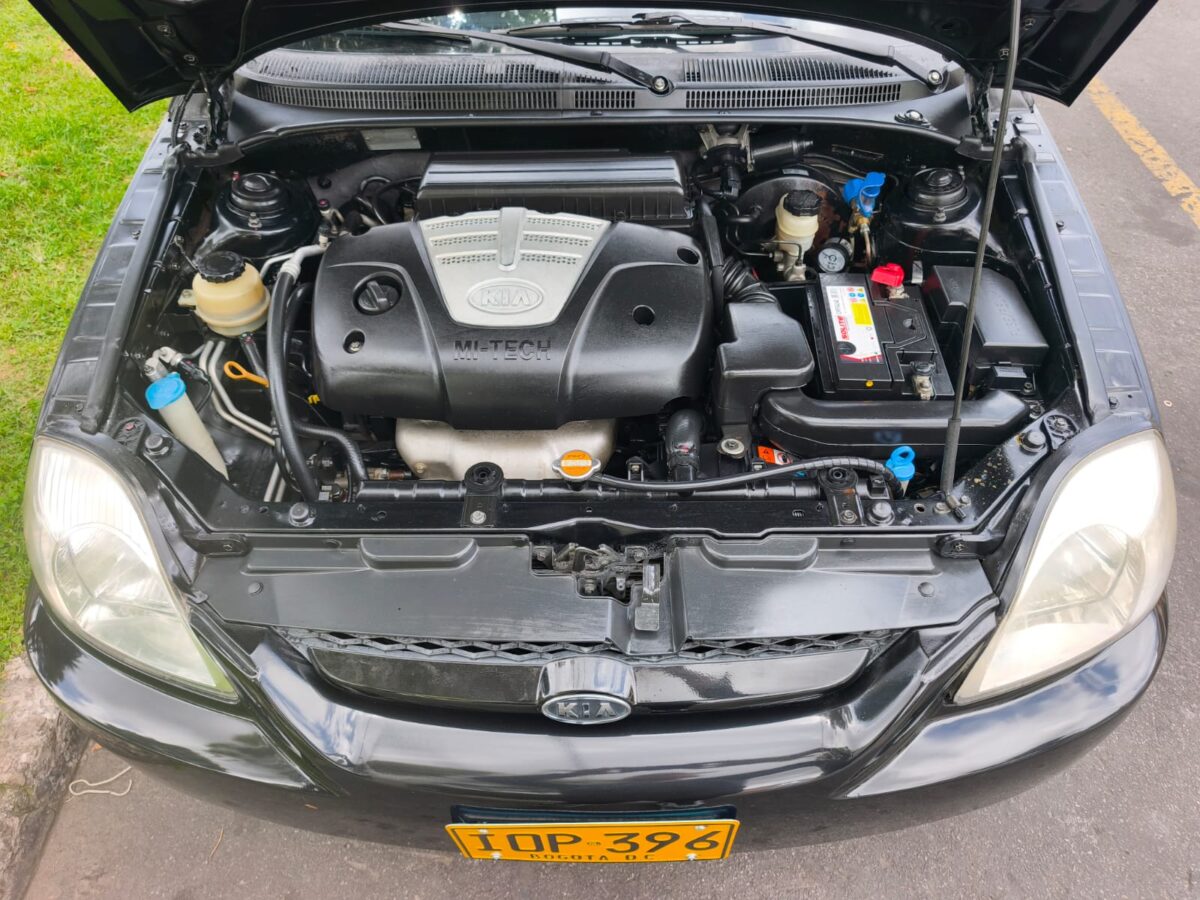 KIA RIO STYLUS