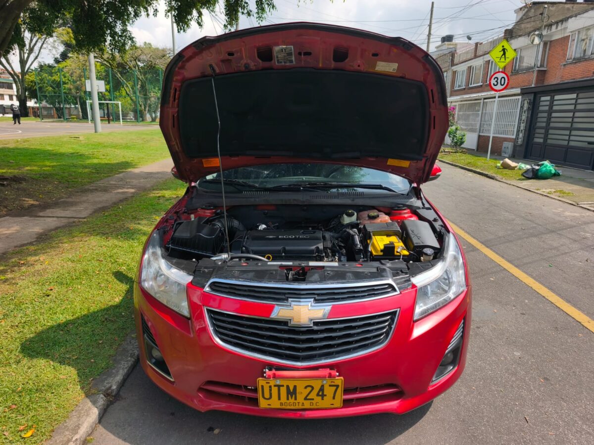 CHEVROLET CRUZE