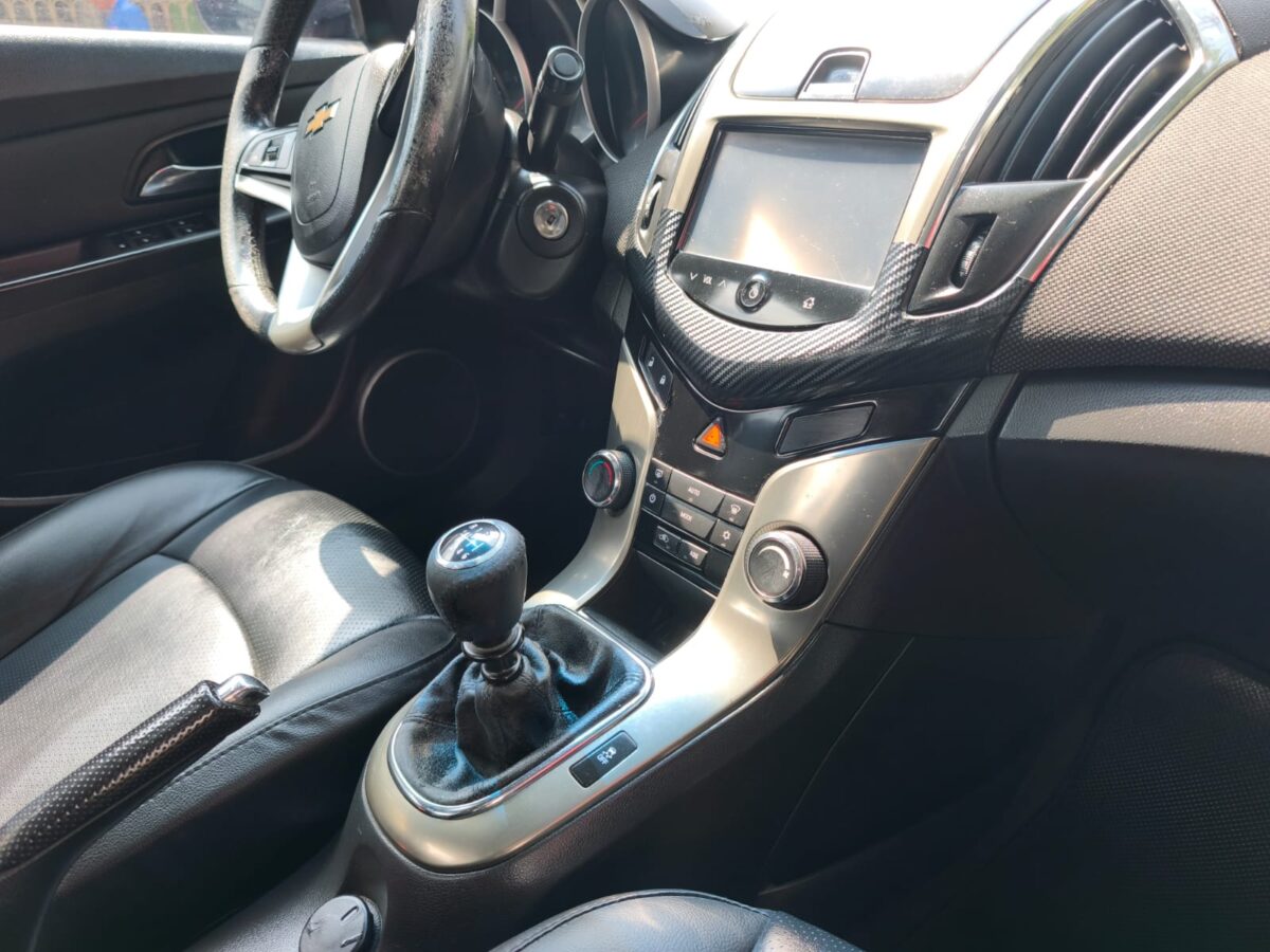 CHEVROLET CRUZE