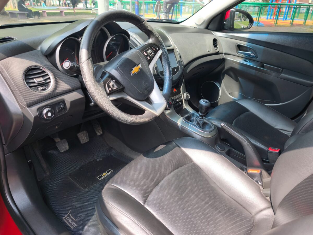 CHEVROLET CRUZE