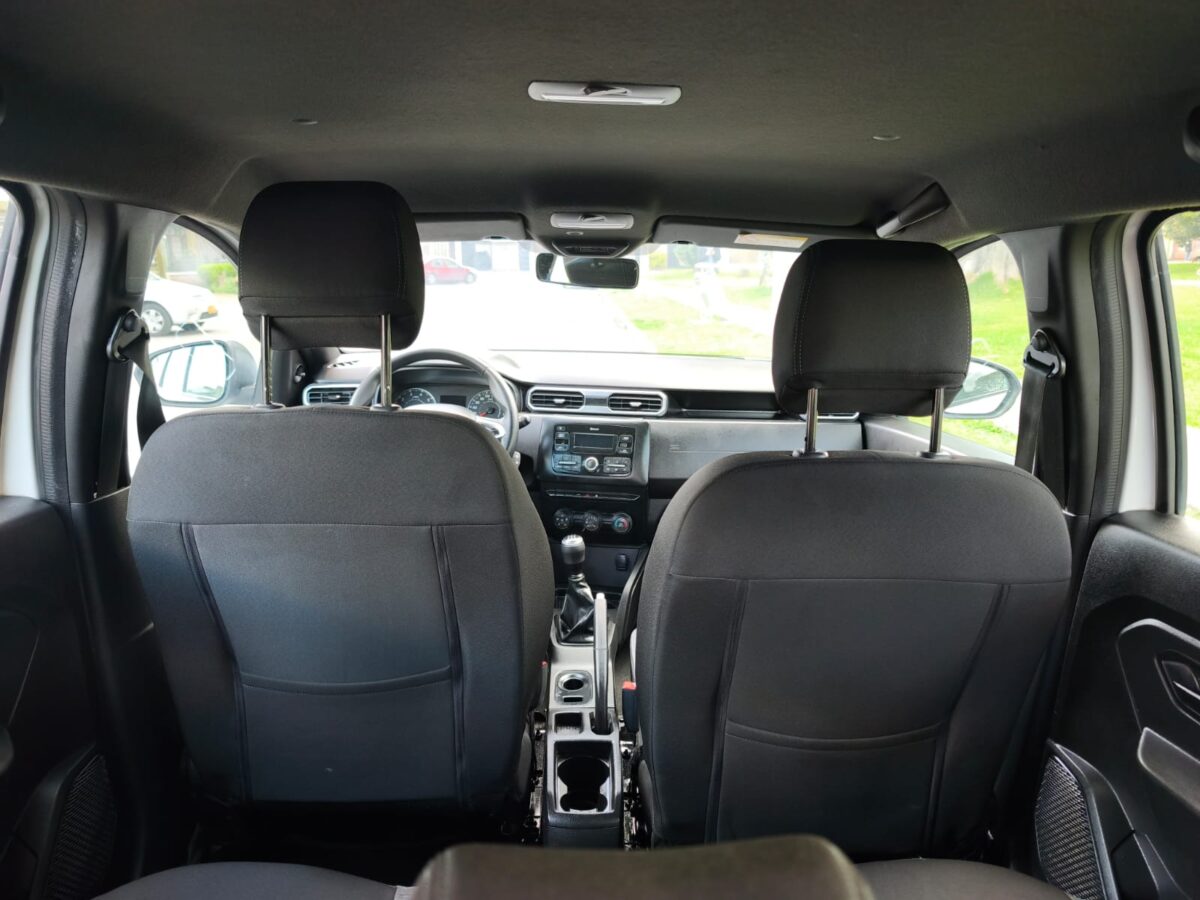 RENAULT DUSTER