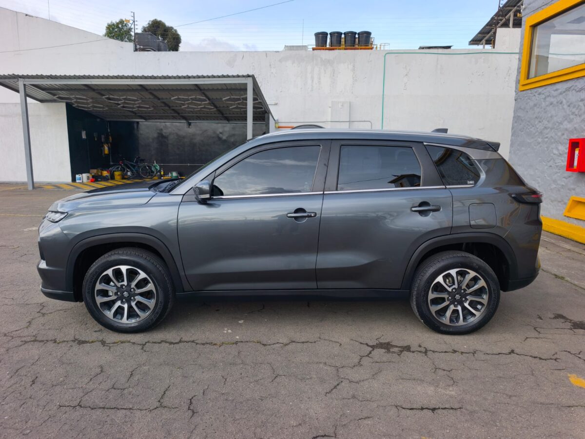 SUSUKI GRAND VITARA  4X4